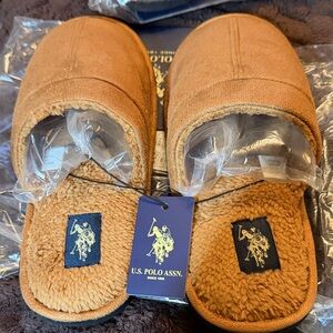 U.S. Polo Assn. Brown Slippers